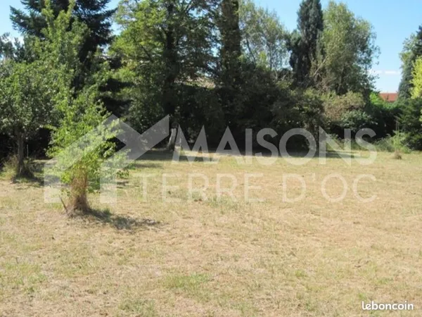 Terrain 1 500 m² Revel