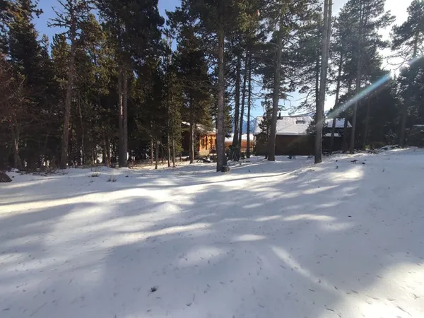 Terrain 773 m²