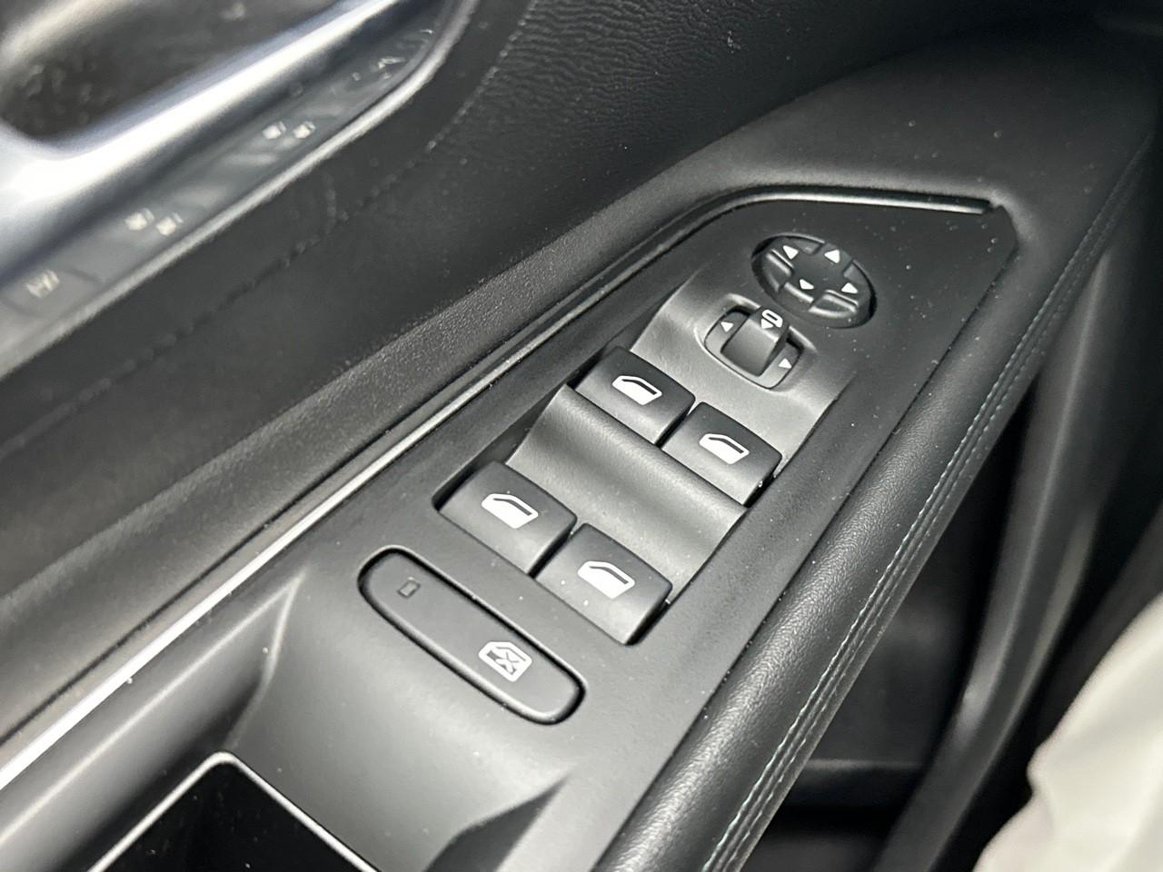Peugeot 3008 hybrid 225 e-eat8 allure pack — photo 15
