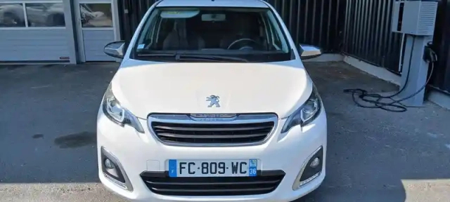 Peugeot 108 vti 72ch bvm5 — photo 3