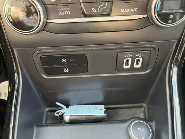 Ford Ecosport 1.5 tdci 100ch titanium — photo 22