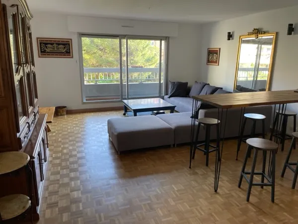 Loue appartement 95m² colocation de 4 chambres plein centre de Marseille