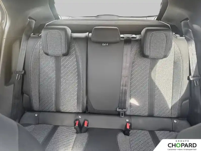 Peugeot 2008 hybrid 145 e-dcs6 — photo 22