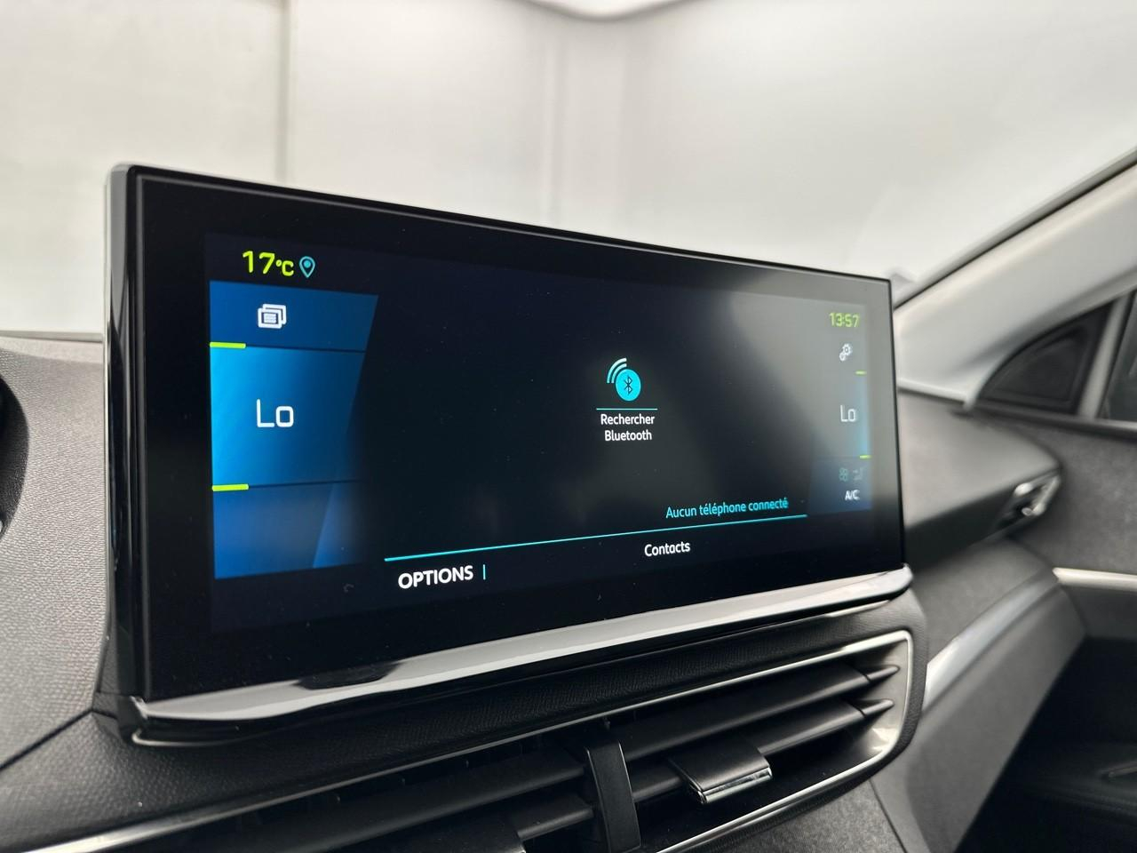 Peugeot 3008 hybrid 225 e-eat8 allure pack — photo 24