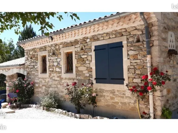 Maison en pierre
