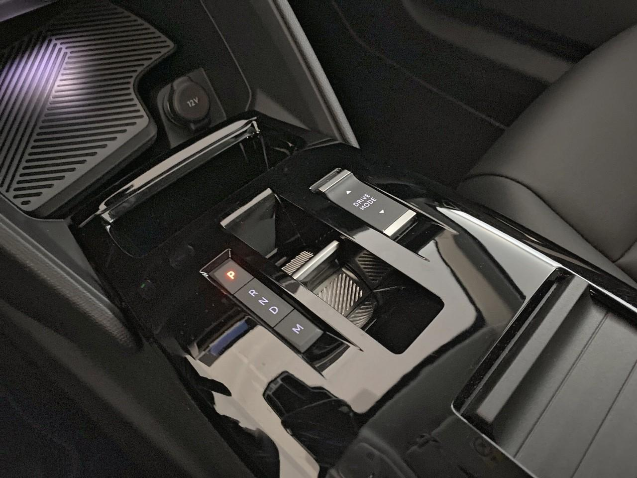 Citroën C4 hybride 145 ch e-dcs6 max — photo 18