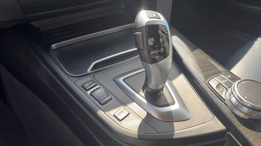 BMW Serie 4 Coupe 420d 190  Steptronic8 - Luxury – 2018 – 108936 km – Diesel – Boîte Automatique — photo 5