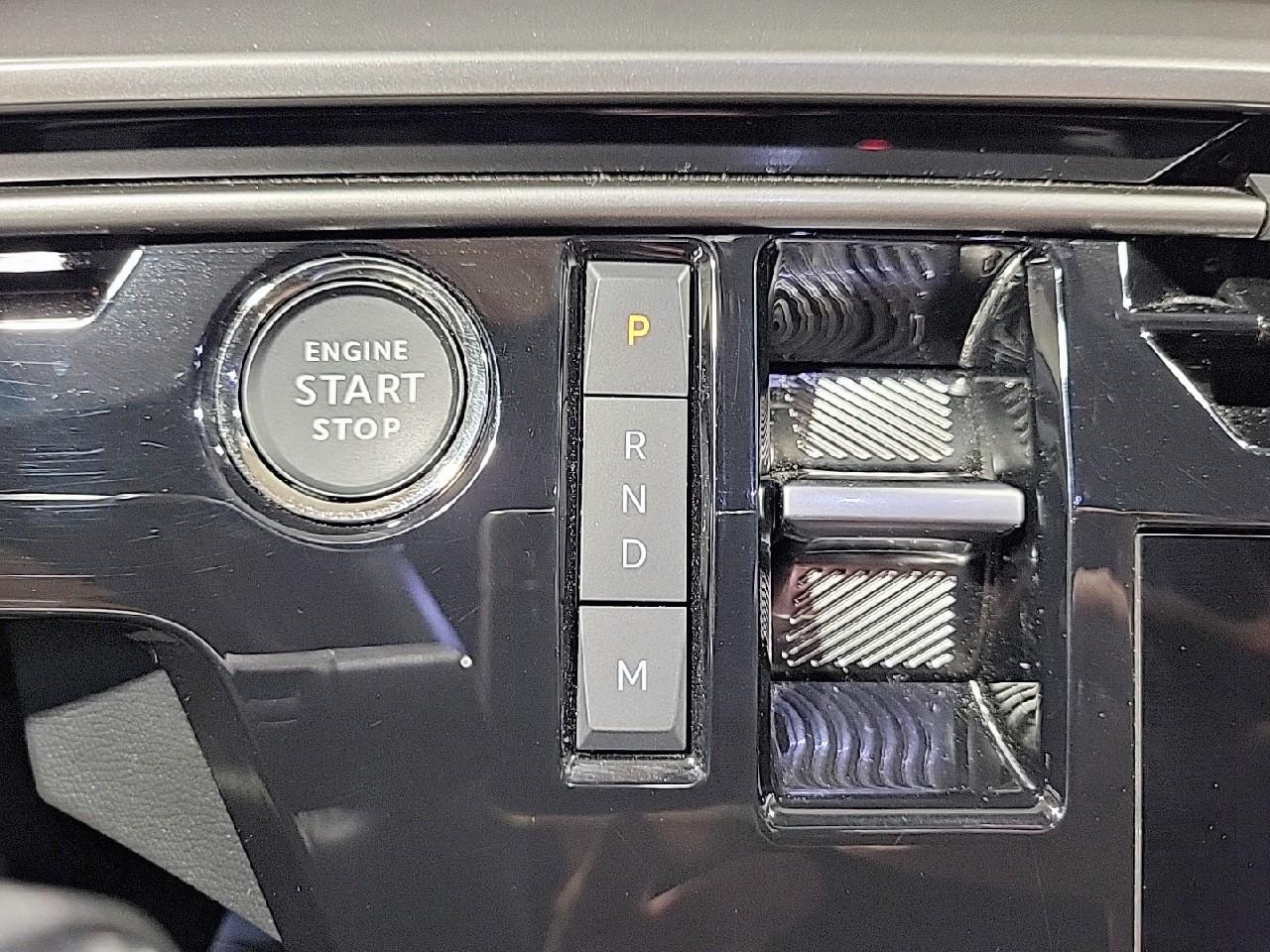 Peugeot 3008 hybrid 145 e-dcs6 allure — photo 17