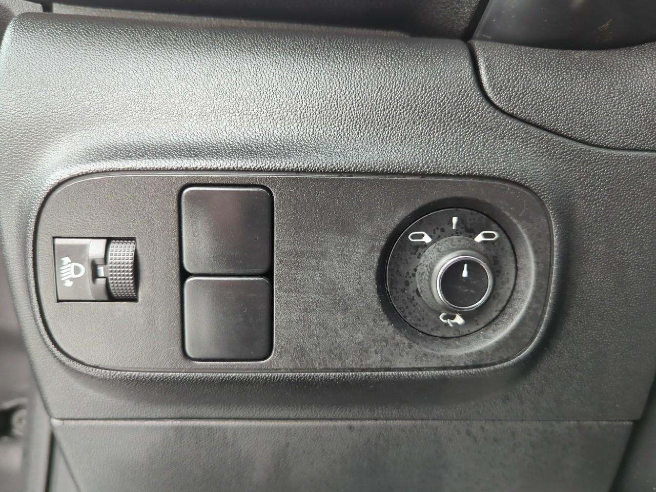 Citroën C3 bluehdi 100 bvm6 you — photo 21