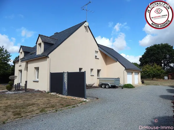 Propriété 7 pièces 153 m²