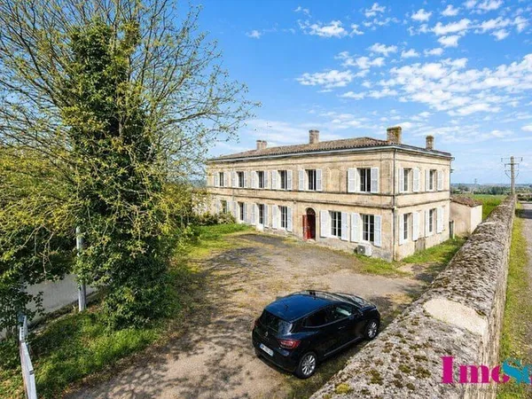Bureaux 350 m²