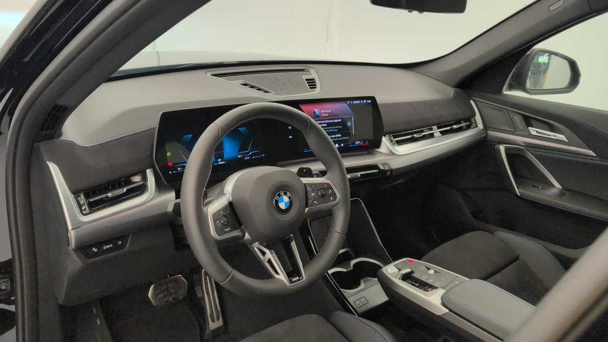 BMW X1 — photo 12