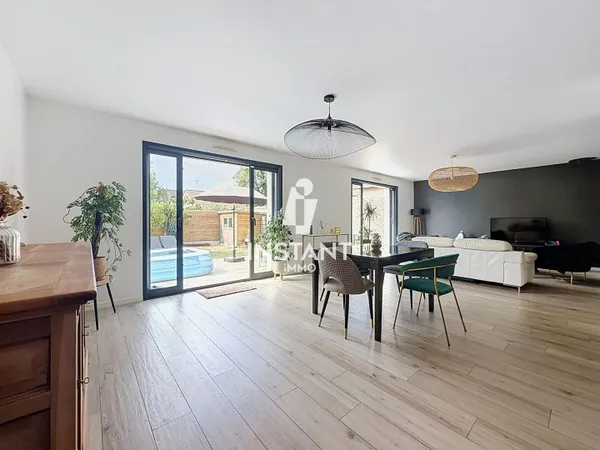 Maison 7 pièces 204 m²