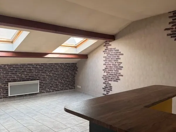 T2 sous les toits 59 m²