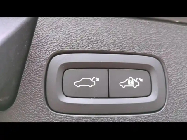 Volvo Xc60 t6 hybride rechargeable 350ch ultra style chrome geartronic 8 awd — photo 10