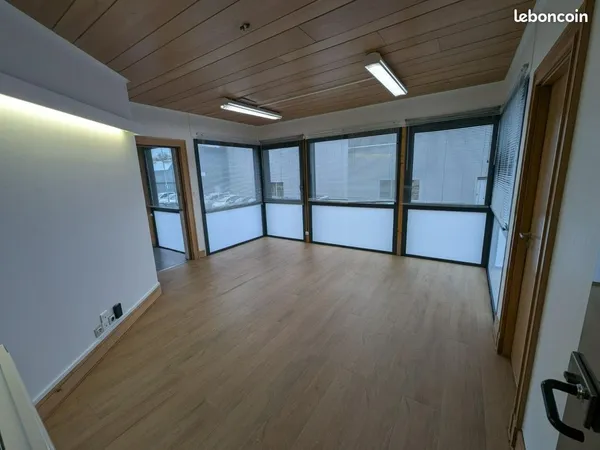 Bureaux 125 m² VERRIERES-EN-ANJOU