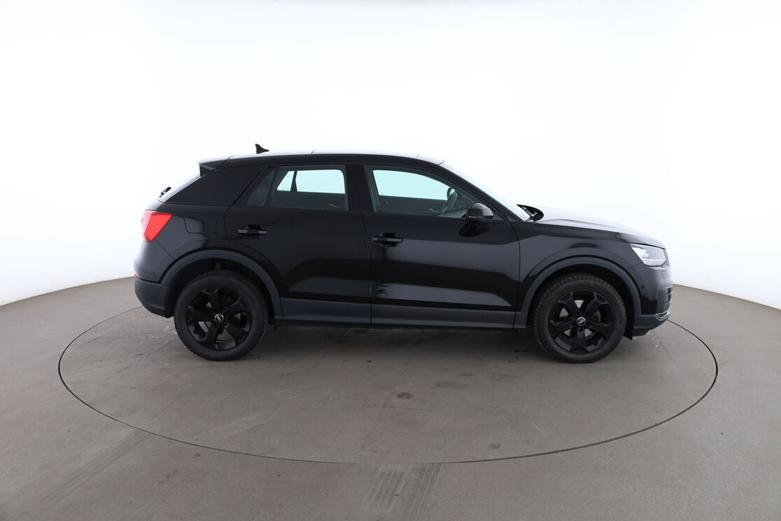 Audi Q2 30 TDI S Tronic — photo 6