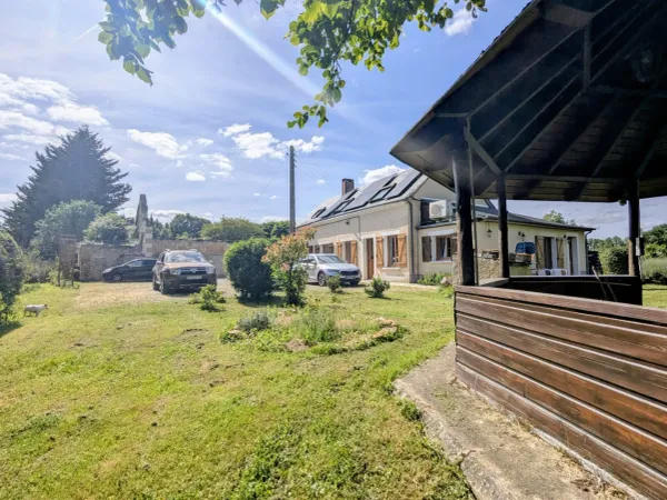 Maison à vendre 7 pièces AUBIGNE RACAN (72)