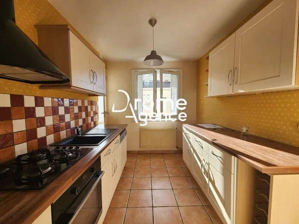 Appartement 5 pièces 84 m²