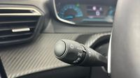 Peugeot 208 1.2 Hybrid 100ch Style e-DCS6 — photo 26