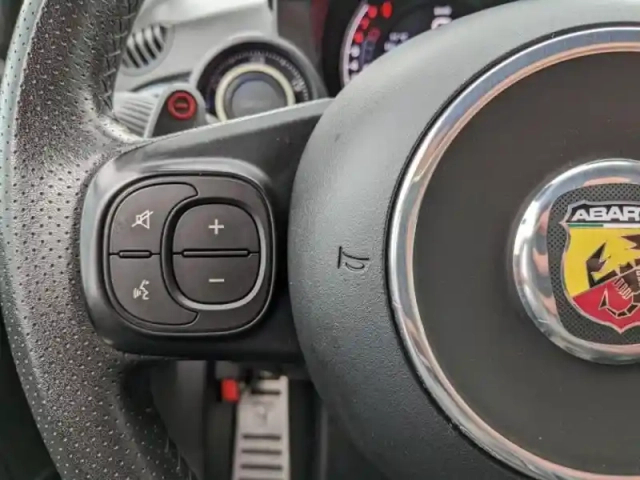 Abarth 500 1.4 turbo t-jet 165ch 595 scorpioneoro bva e6d full — photo 3