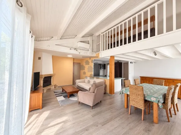 LÉOGNAN Maison familiale 112 m2, 4 chambres, terrasse et j