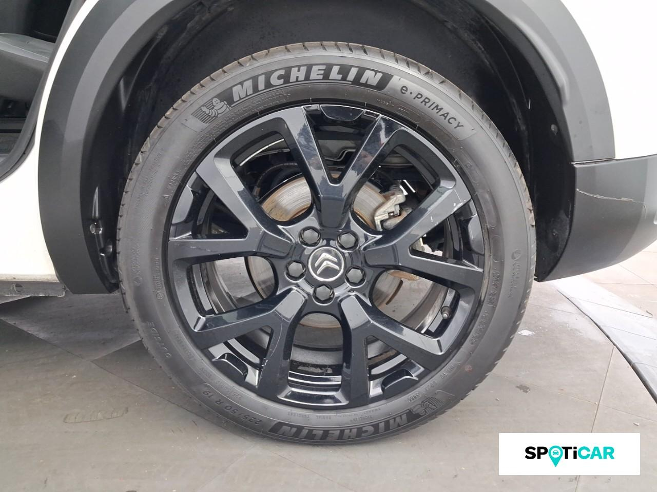 Citroën C5 Aircross hybrid rechargeable 225ch shine pack e-eat8 — photo 11