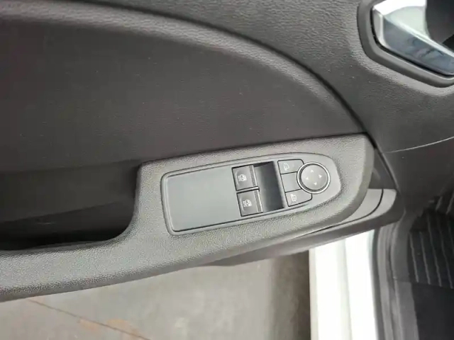 Renault Clio blue dci 100 - 21n — photo 27