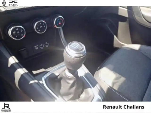 Renault Captur 1.0 tce 90ch equilibre — photo 6