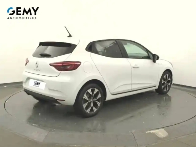 Renault Clio tce 90 — photo 58