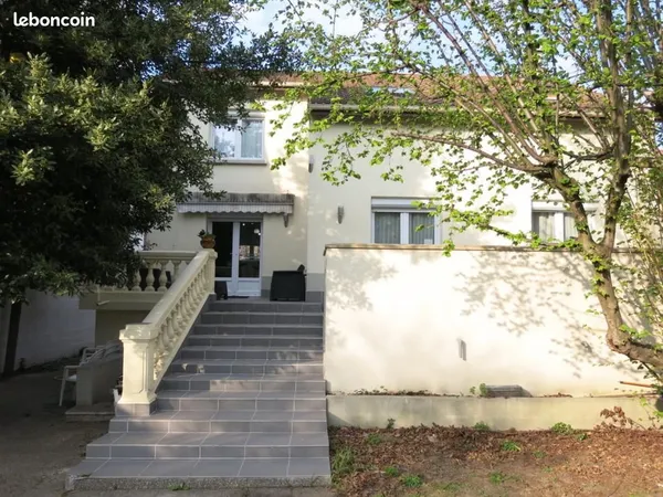 Pavillon 7 pièces 159 m²