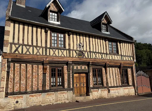 Maison 10 pièces 200 m²