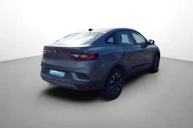Renault Arkana tce 140 edc fap — photo 6
