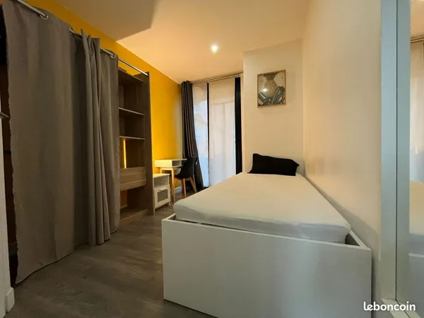 Appartement 6 pièces 150 m²