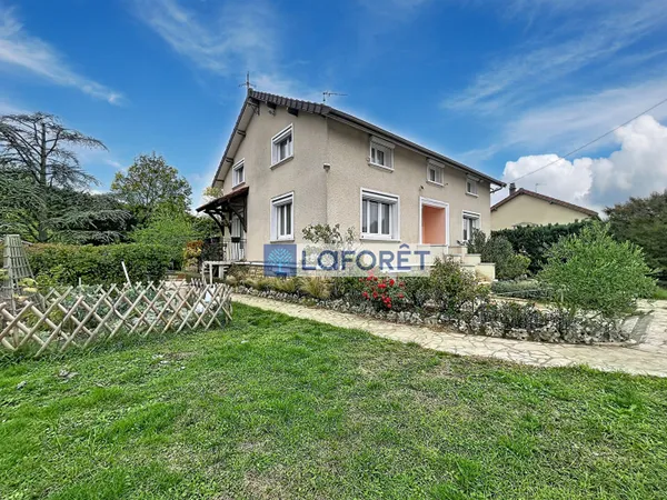 Maison 7 pièces 140 m²