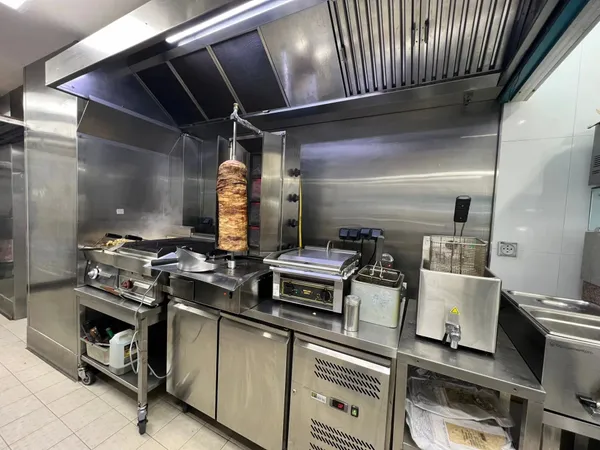 À VENDRE  Fonds de Commerce de Restauration Rapide à Nice