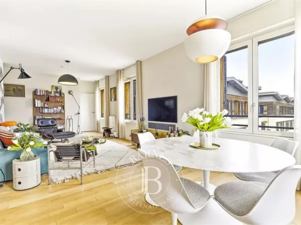 Vends duplex/triplex - 127.71m² - 5 pièces, 4 chambres - Bordeaux 33000