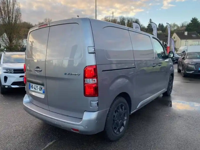 Citroën Jumpy e- fgn taille m 100 kw (136 ch) batterie 75 kwh — photo 41