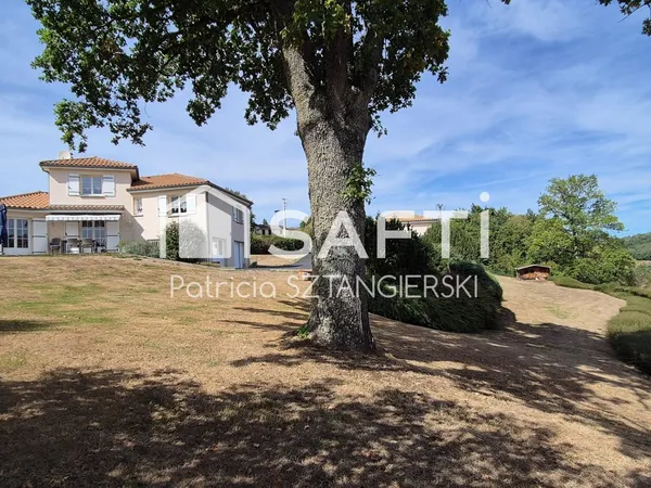 ? MAISON 190 M² - DPE A - TERRAIN 3 113 M² - AUCUN TRAVAUX ?