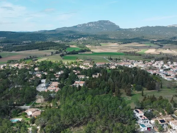 Terrain 350 m² Le Triadou