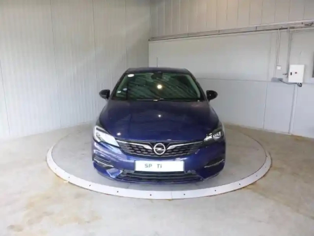 Opel Astra 1.2 turbo 110ch elegance business 6cv — photo 2