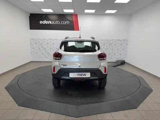 Dacia Spring — photo 1