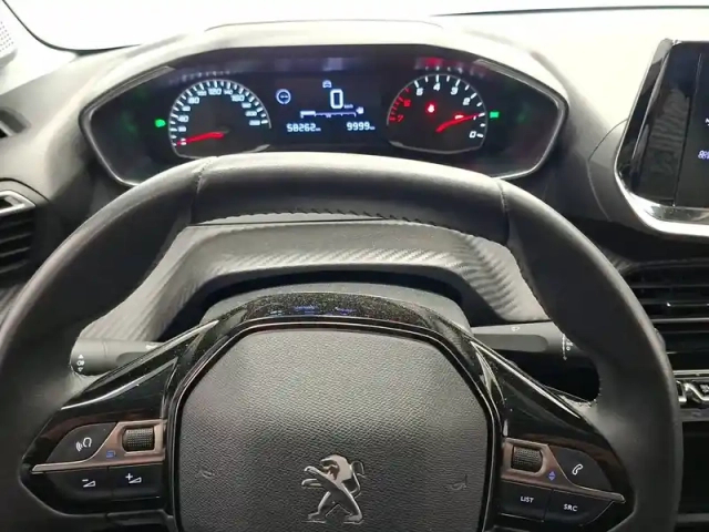 Peugeot 208 puretech 75 s&amp;s bvm5 — photo 16