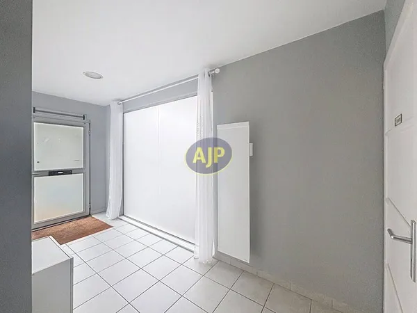 Local d'activité 47 m²