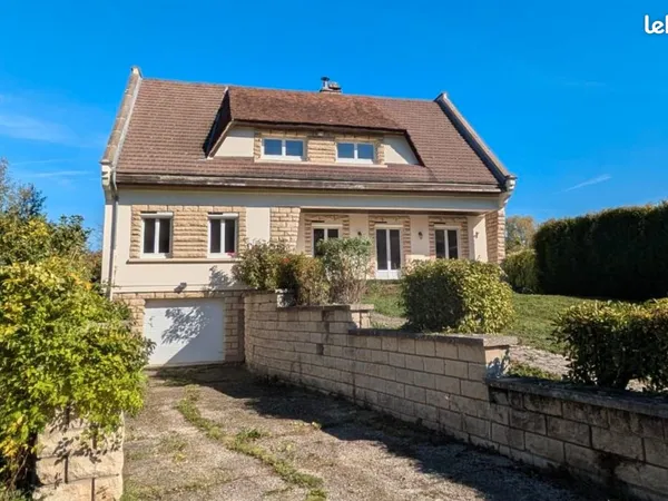 Maison familiale 180 m² - 7 chambres - Jardin - Songeons