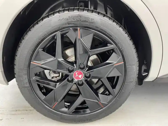 Ds Ds 4 hybride e-tense 225 eat8 — photo 19