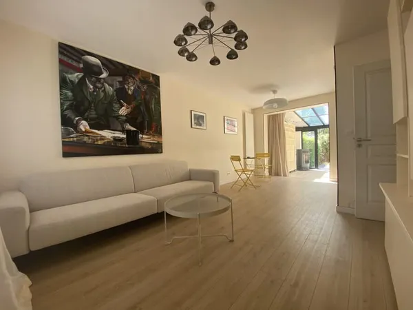 LILLE St Maurice-Pellevoisin, Maison avec jardin