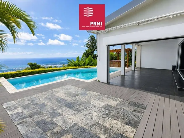 Maison 7 pièces 240 m²