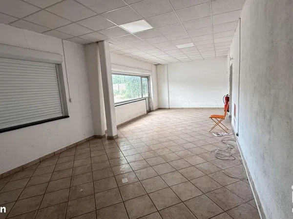 Bureaux 90 m² GONDECOURT