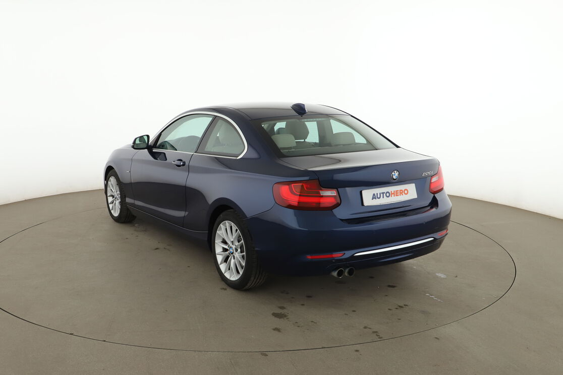 BMW Série 2 Coupé 220i Luxury BVA8 — photo 3